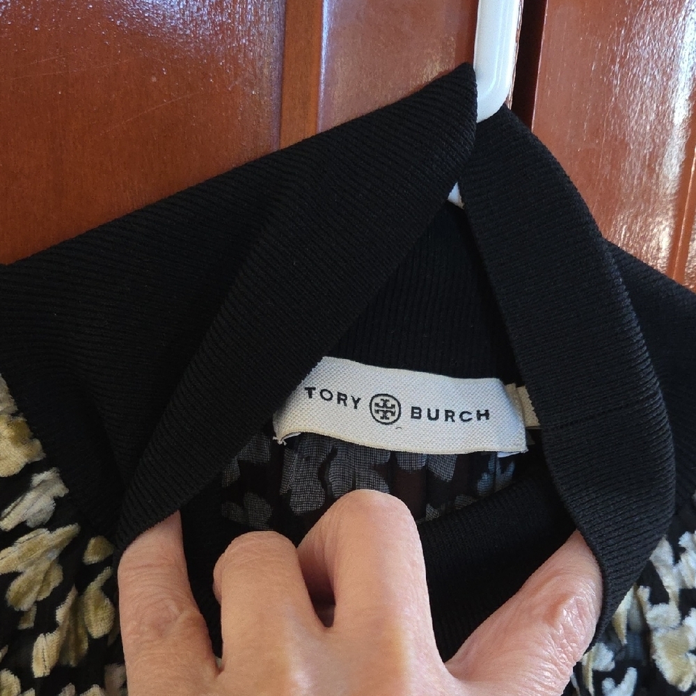 Tory Burch Black and Gold Patterned Top - Picture 5 of 5